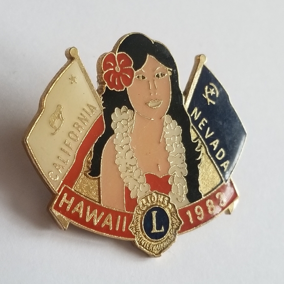 Vintage 1983 Lions Club Pinback Button Pin Hawaii California Nevada brooch - Picture 3 of 6